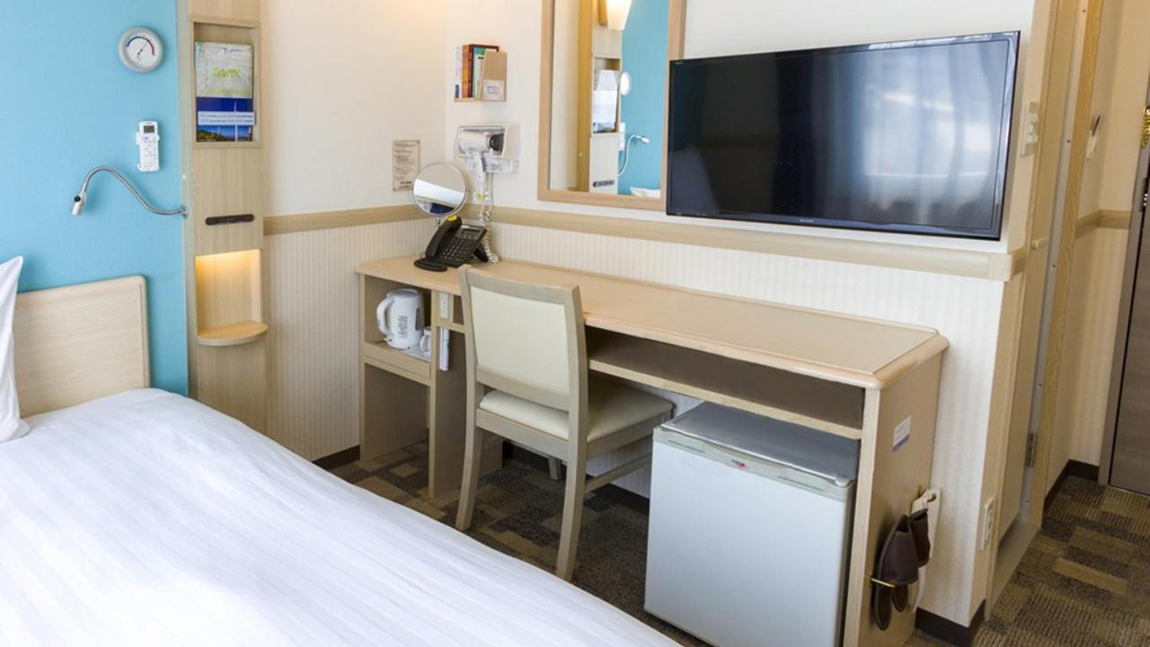 Toyoko Inn Osaka Tenjinbashi-Suji Rokuchome Exterior foto